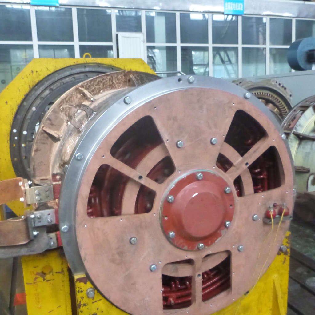 Alternator  for Locomotive